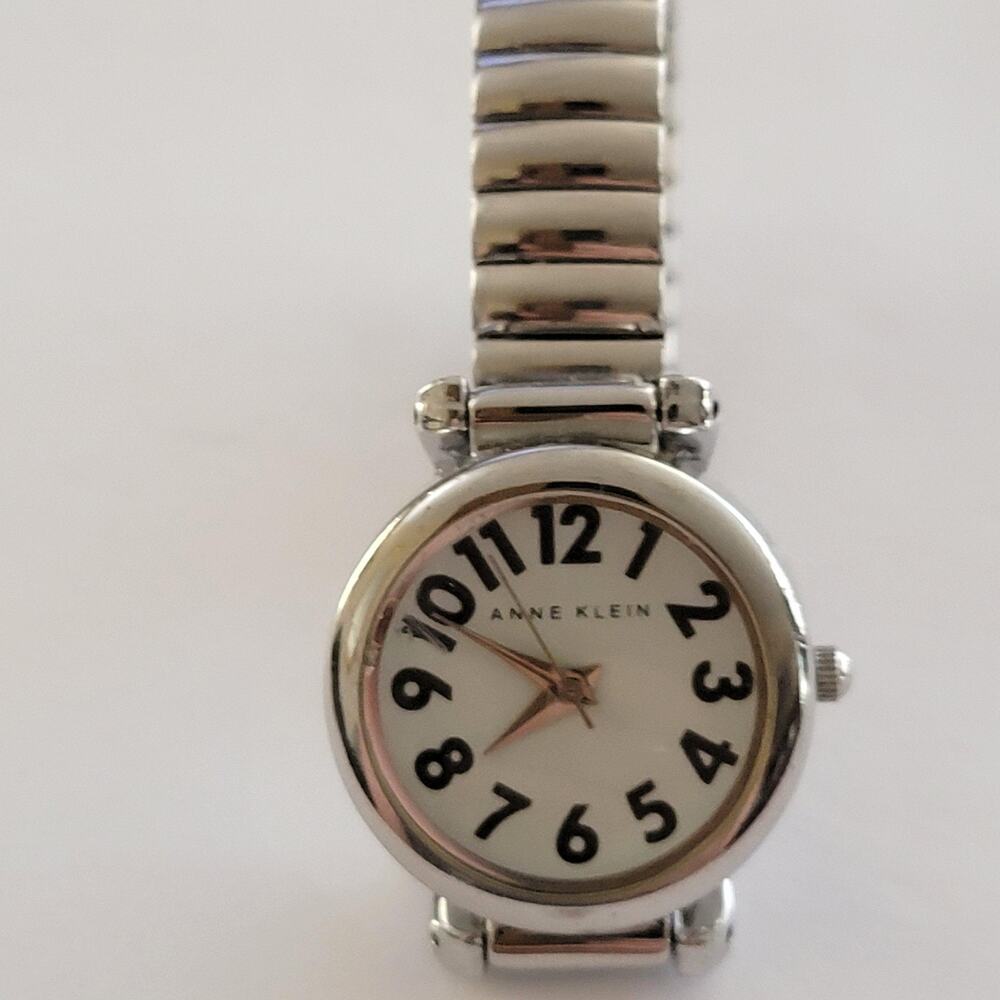 Anne Klein Womens Watch 25mm White Dial Silver Case Stainless Bracelet Quartz